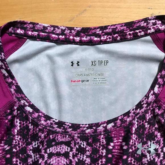 Under Armor Raglan Athletic Magenta Snakeskin Set - Picture 2 of 8